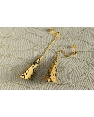 Orecchini origami a forma di scaccia spiriti