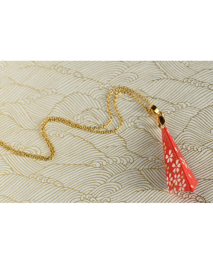 Collana origami a forma di scaccia spiriti